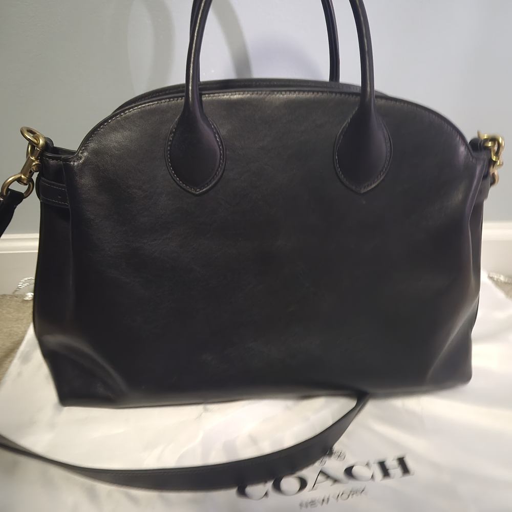 Coach Black Leather Women's Bag - Picture 4 of 6